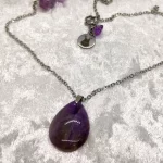 Pourpre Lucide – Collier goutte d’améthyste